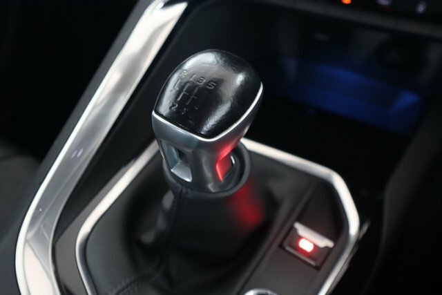 Peugeot 5008 Active Premium #32
