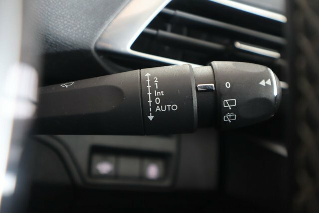 Peugeot 5008 Active Premium #37