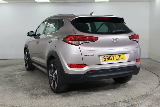 Hyundai Tucson 1.7 Crdi Blue Drive Sport Edition Suv M White #6