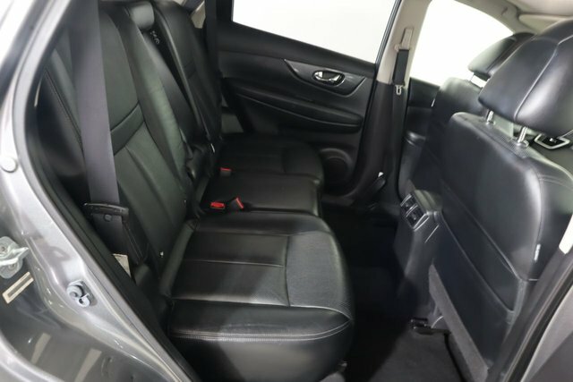 Nissan X-Trail Acenta Orange #13