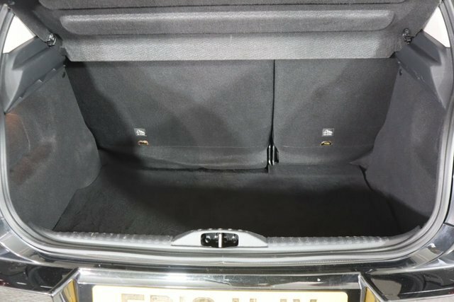 Citroen C3 1.2 Puretech 82 Flair White #9