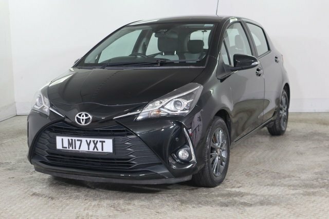 Toyota Yaris 1.5 Vvt-i Icon Tech Hatchback Eu Black #2
