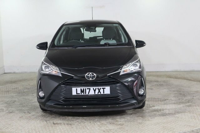 Toyota Yaris 1.5 Vvt-i Icon Tech Hatchback Eu Black