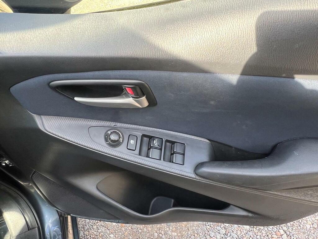 Mazda 2 15 Mazda Mazda2 1.5 Skyactiv-g Se-l Hatchback Silver #15