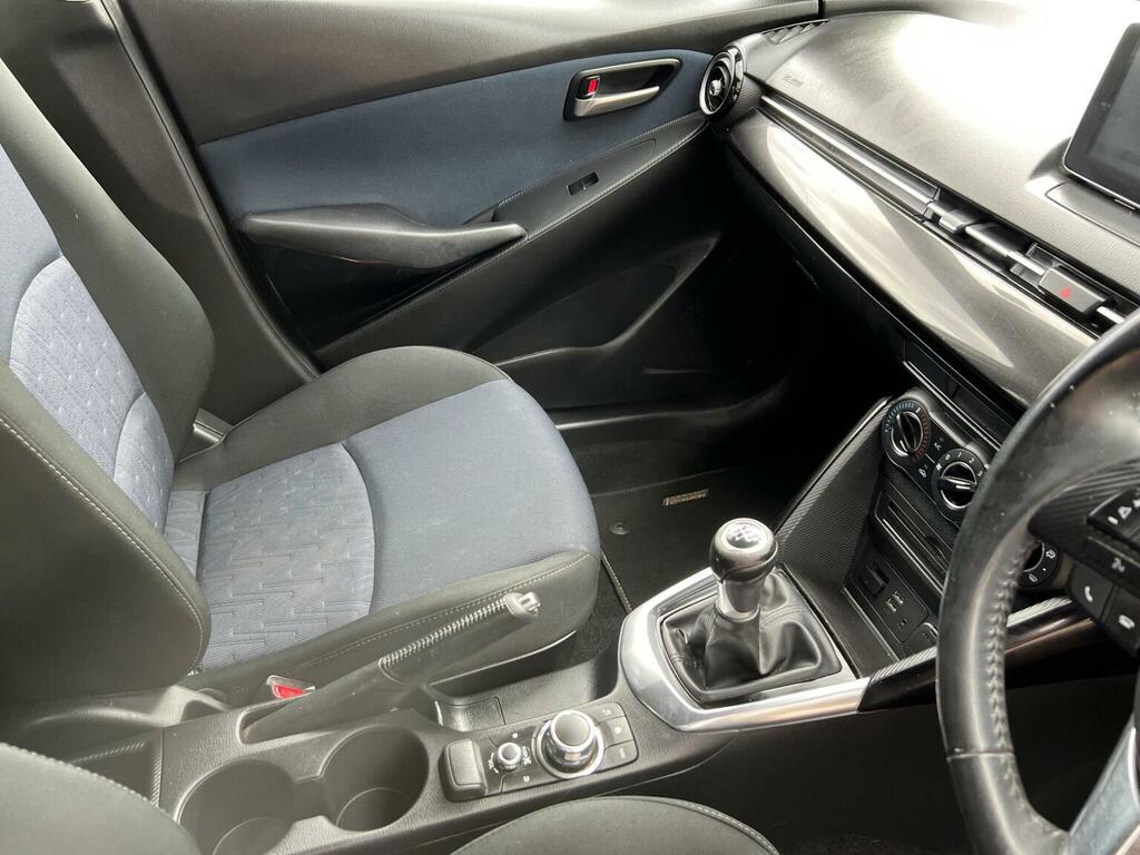 Mazda 2 1.5 Skyactiv-g Sport Black Euro 6 Ss White #6