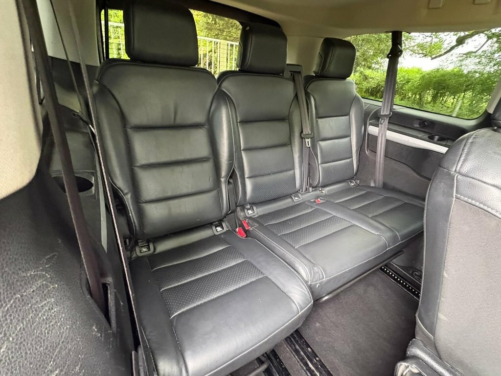 Peugeot Traveller 2L Active Red #9