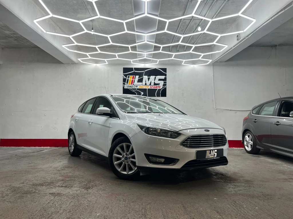 Ford Focus 1.5L Titanium X Grey #24