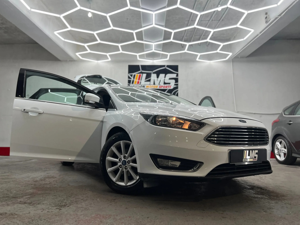 Ford Focus 1.5L Titanium X Grey #33