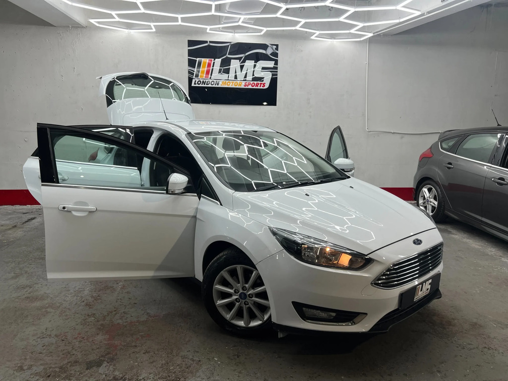 Ford Focus 1.5L Titanium X Grey #30