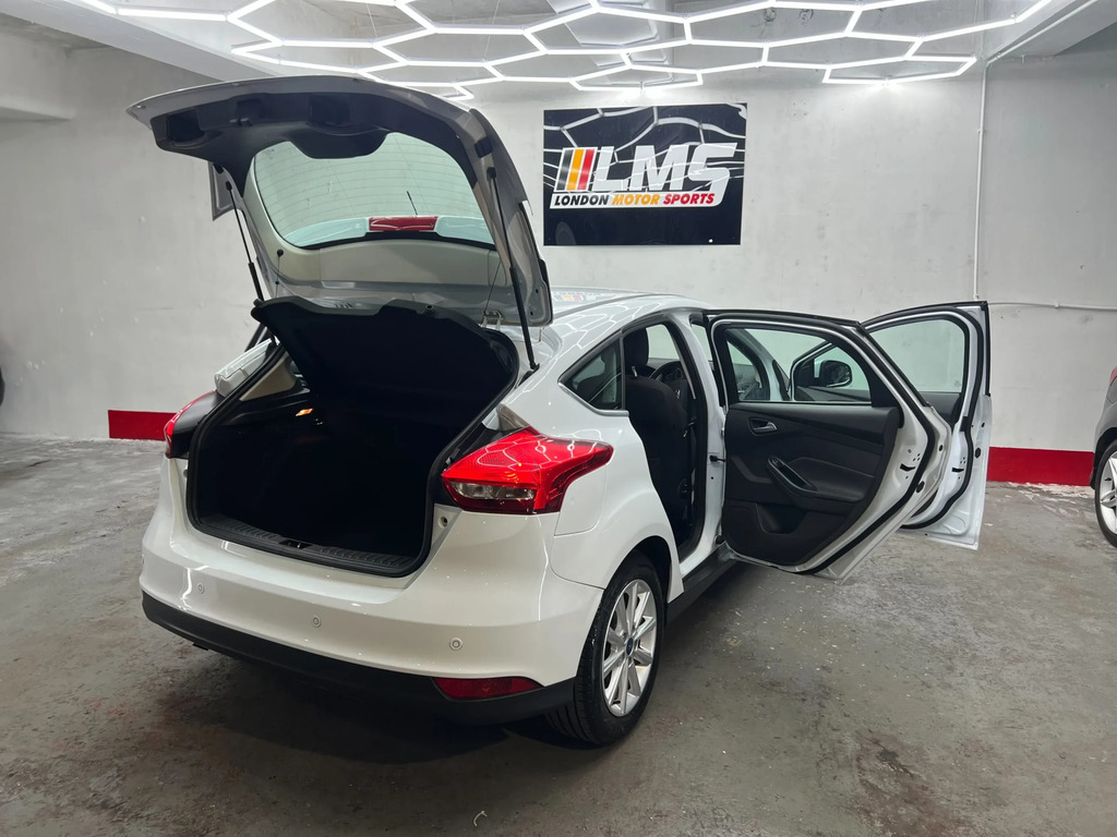 Ford Focus 1.5L Titanium X Grey #67