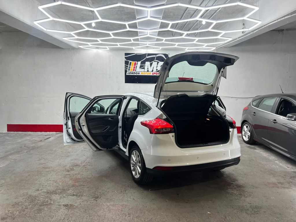 Ford Focus 1.5L Titanium X Grey #86