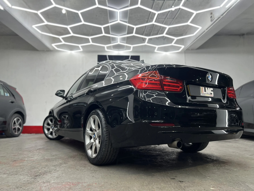 BMW 3 Series Saloon Blue #69