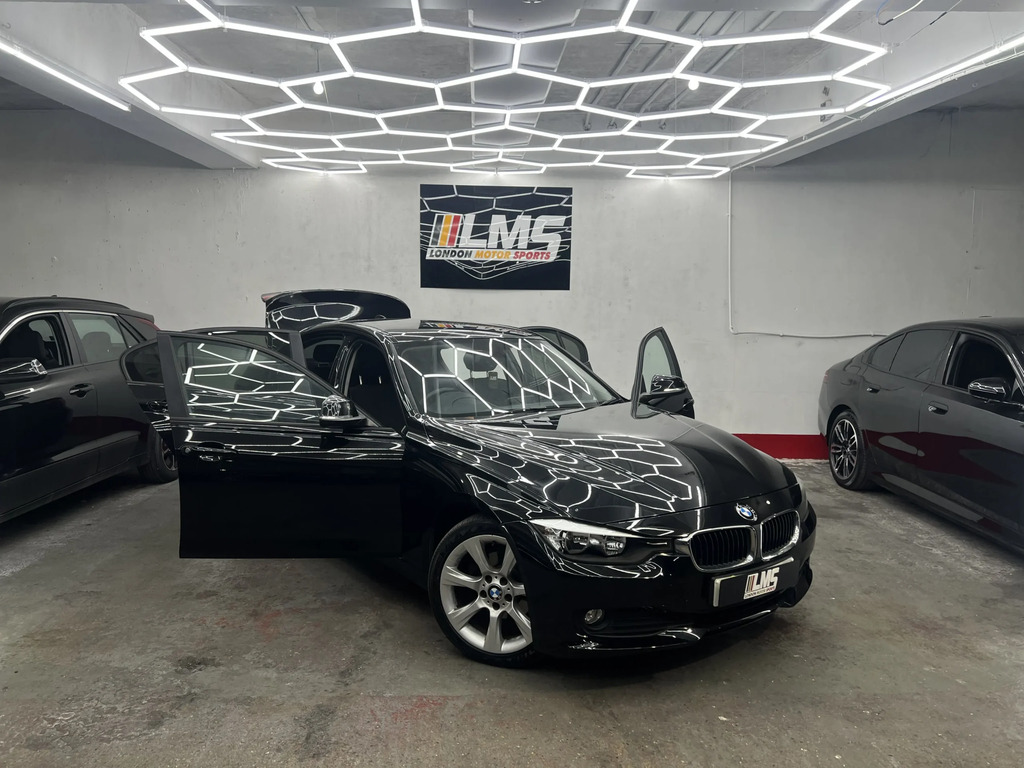 BMW 3 Series Saloon Blue #36