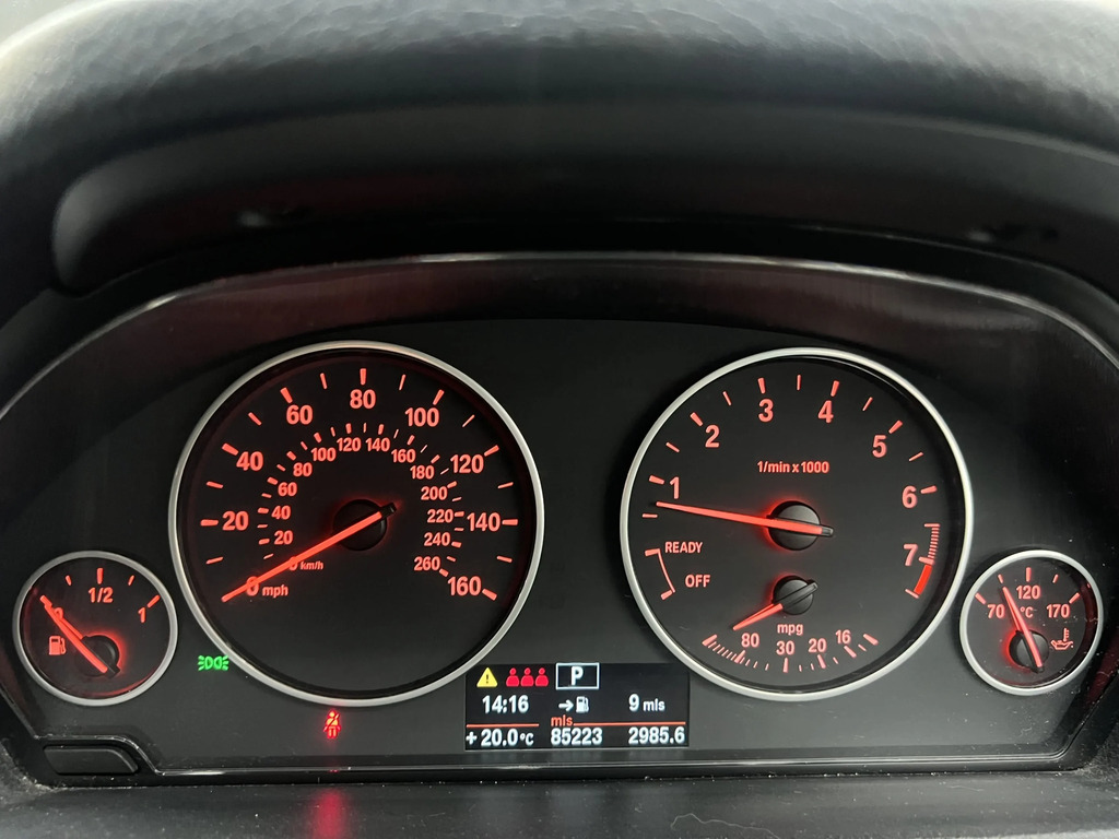 BMW 3 Series Saloon Blue #51