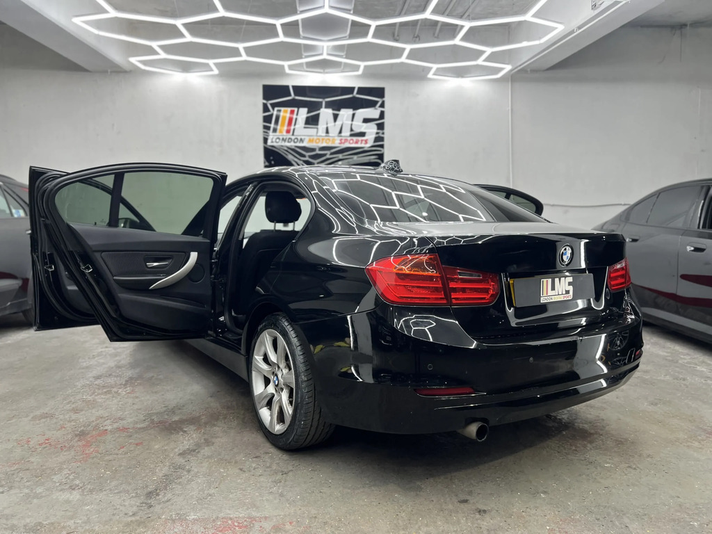 BMW 3 Series Saloon Blue #78