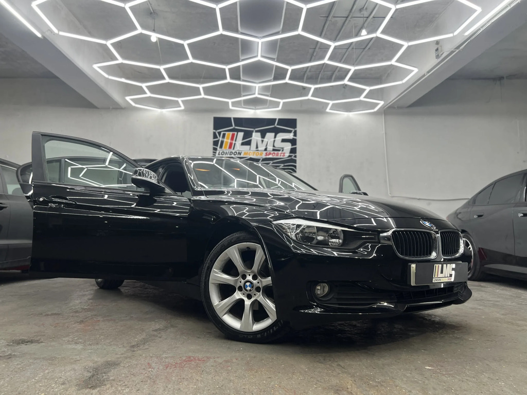BMW 3 Series Saloon Blue #41
