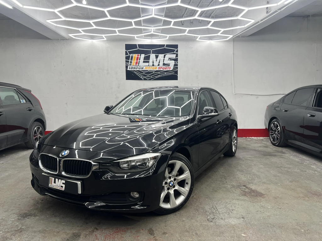 BMW 3 Series Saloon Blue #5