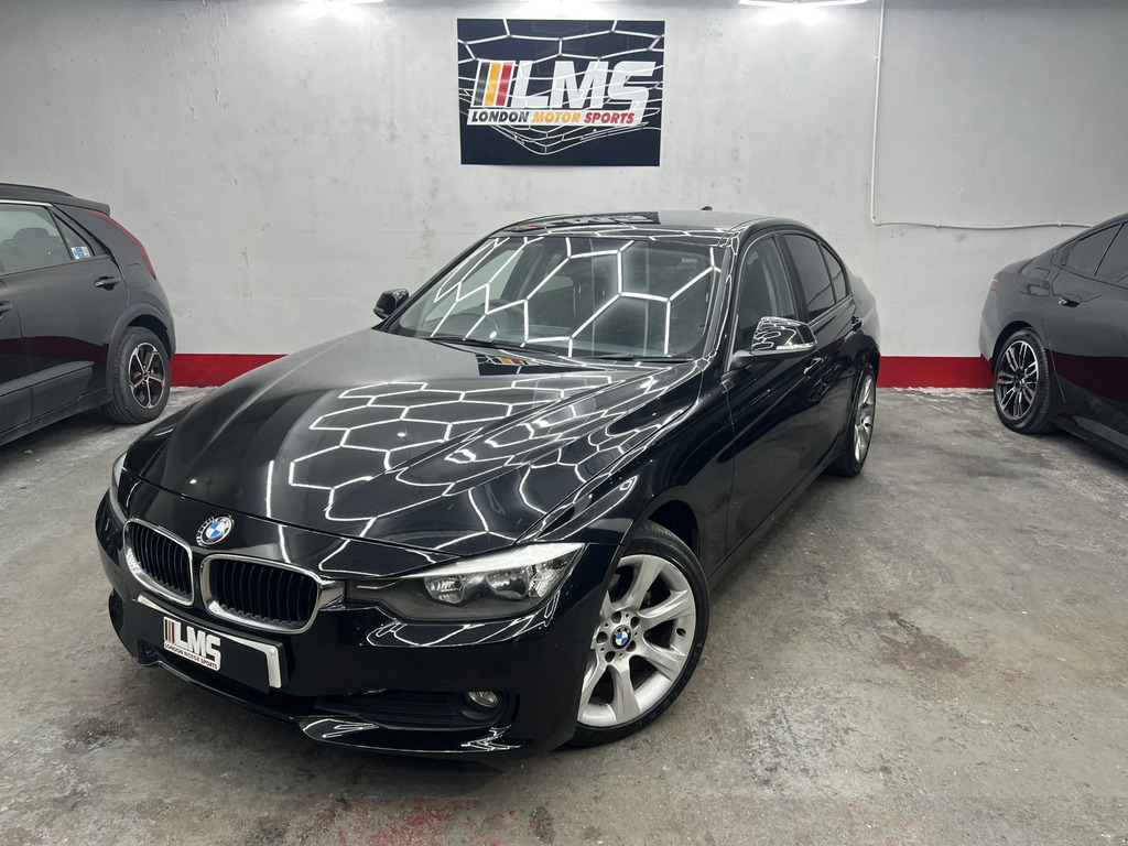 BMW 3 Series Saloon Blue #3