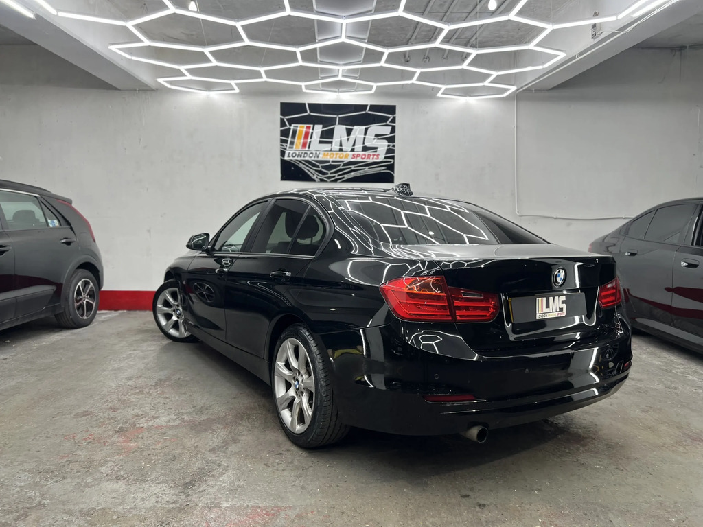 BMW 3 Series Saloon Blue #62