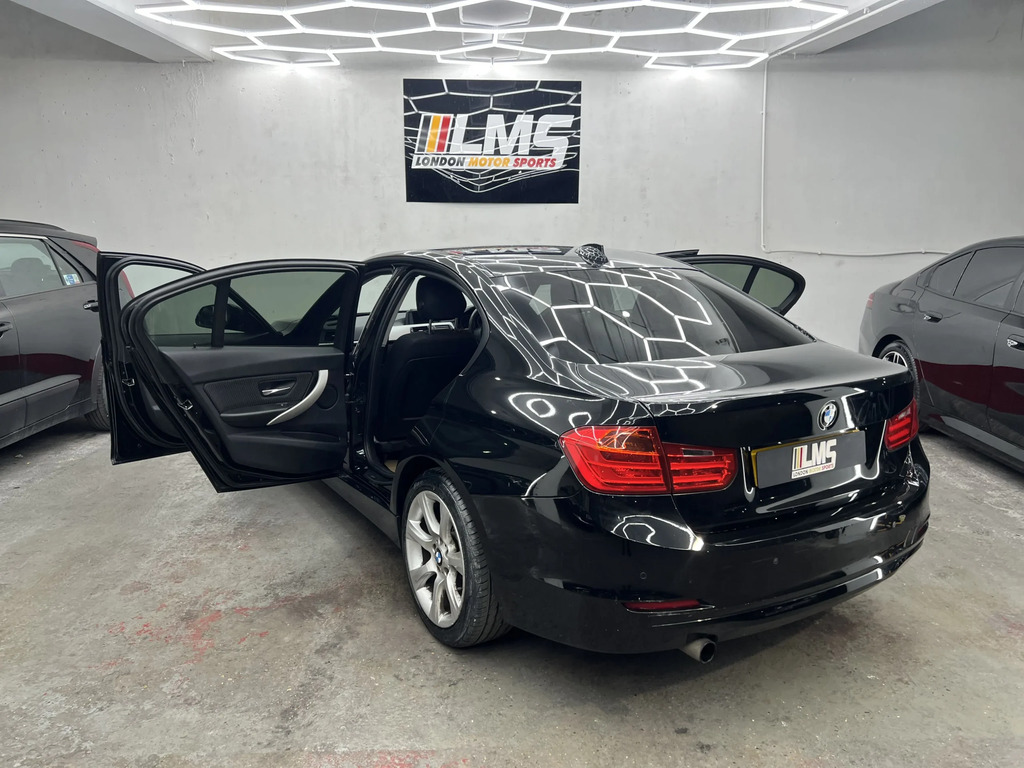 BMW 3 Series Saloon Blue #75