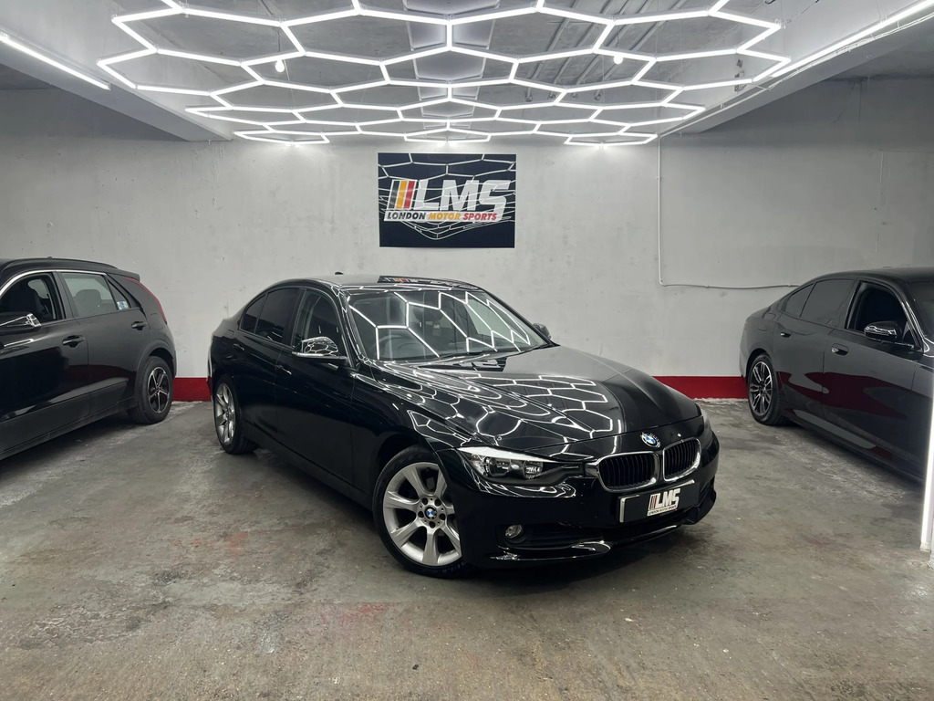 BMW 3 Series Saloon Blue #23