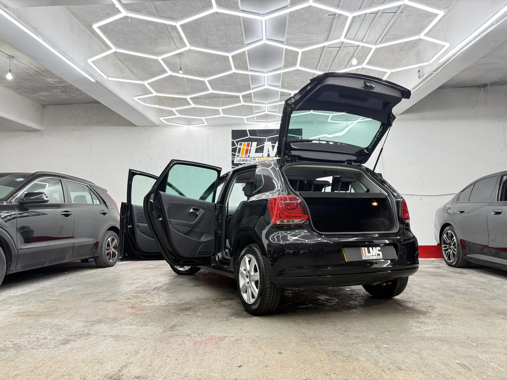 Volkswagen Polo Hatchback #39