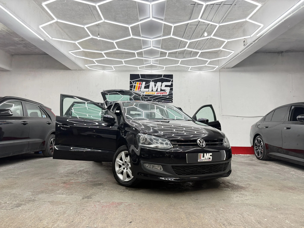 Volkswagen Polo Hatchback #20