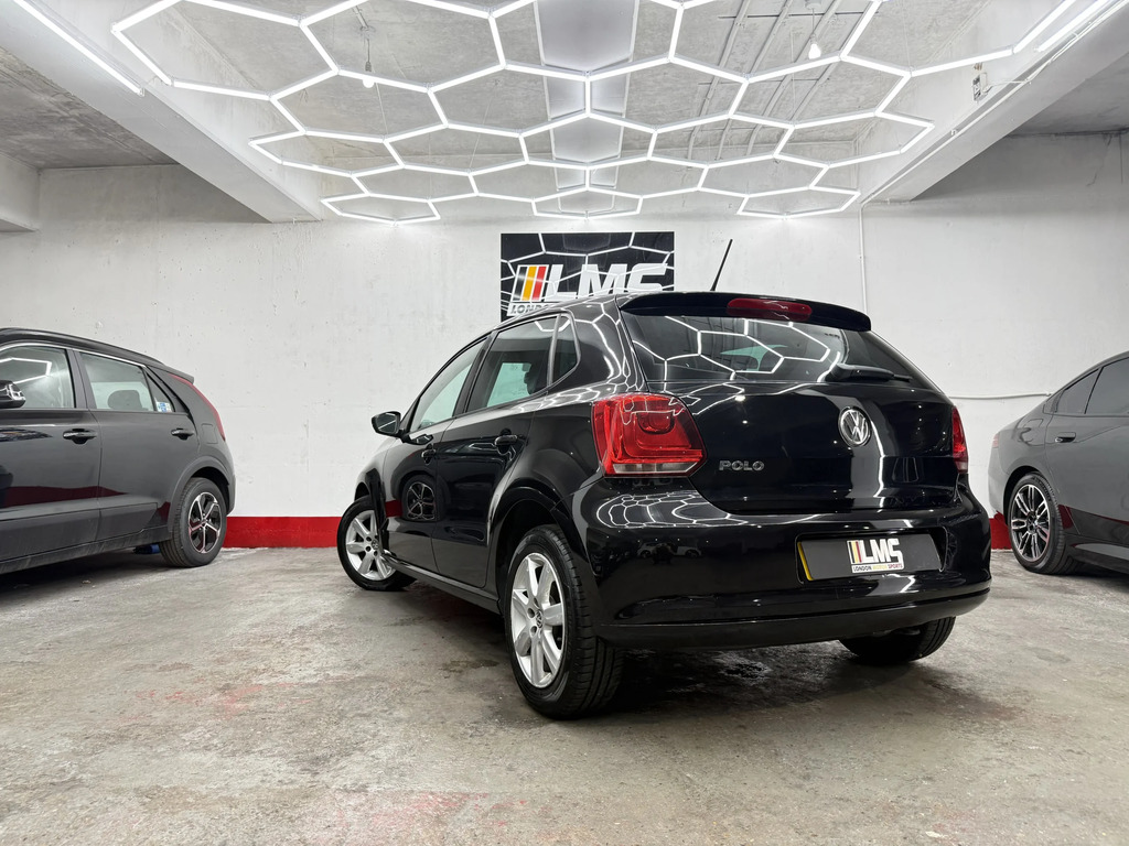 Volkswagen Polo Hatchback #33