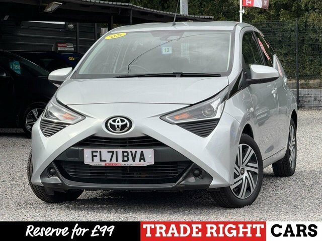 Toyota Aygo 1.0 Vvt-i X-play - One Owner Silver