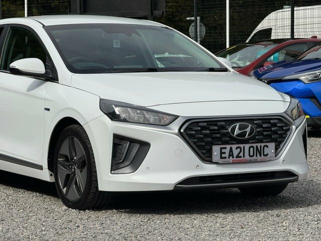 Hyundai Ioniq 1.6 H-gdi Premium Se Hybrid White #6
