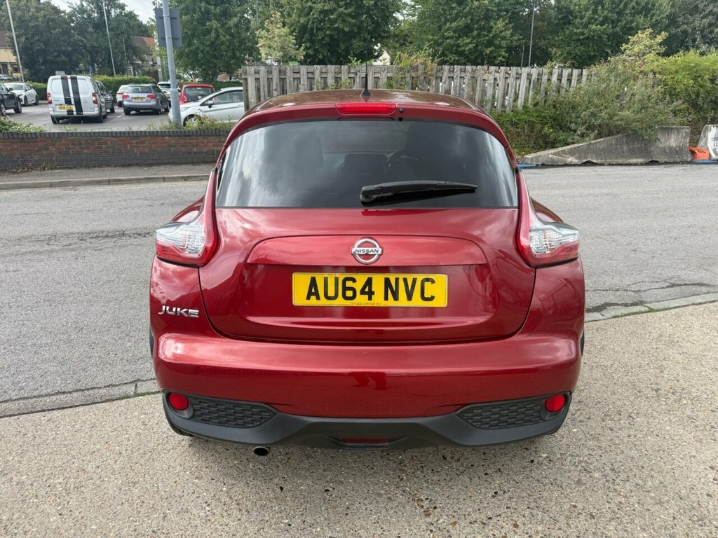 Nissan Juke 1.2L Acenta Premium Red #2