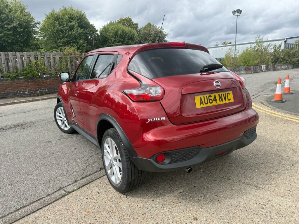Nissan Juke 1.2L Acenta Premium Red #6