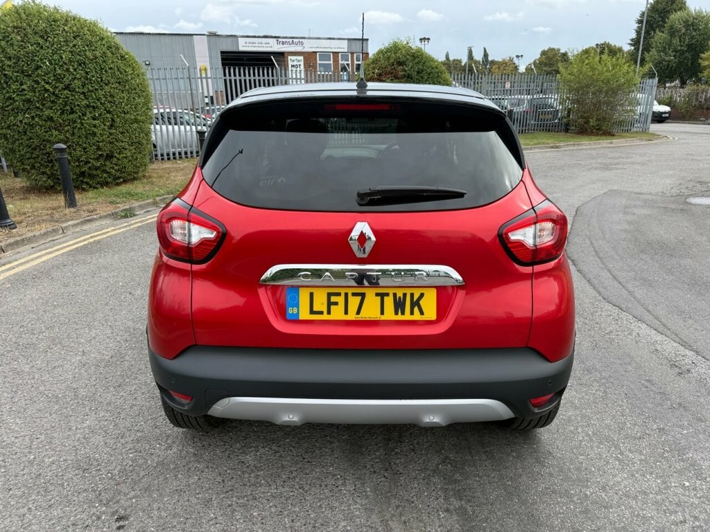 Renault Captur 1.2L Signature Nav LF17TWK Red #2