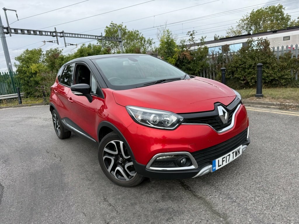 Renault Captur 1.2L Signature Nav LF17TWK Red #4