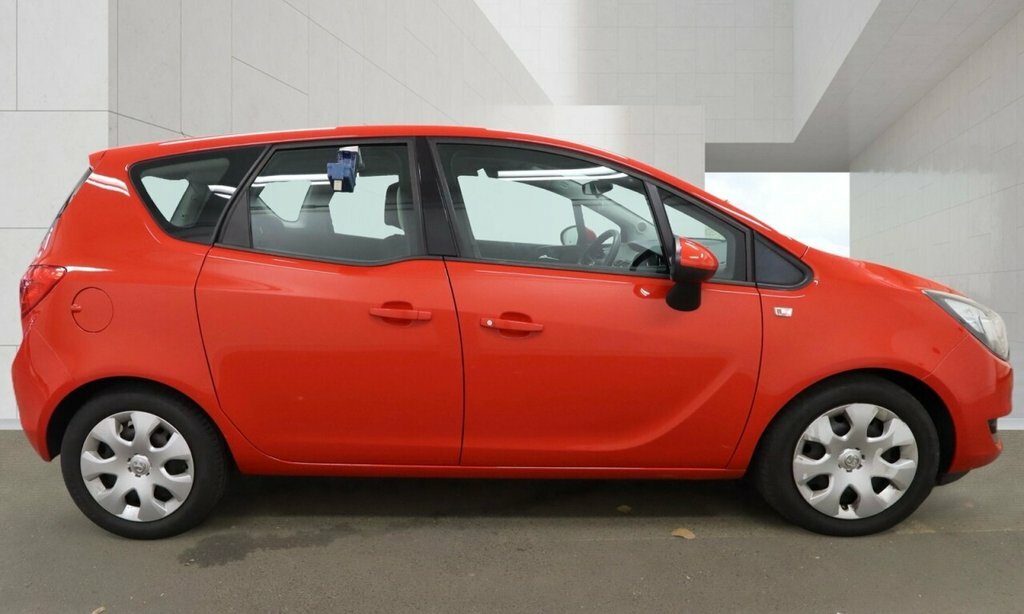 Vauxhall Meriva 1.4L Exclusiv Red #6
