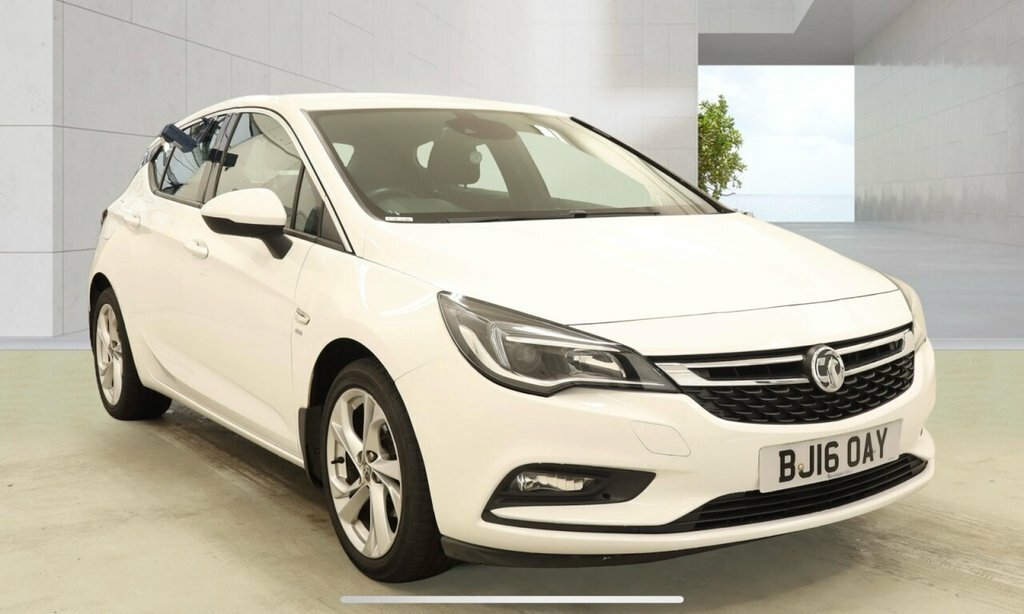 Vauxhall Astra 1L Sri BJ16OAY White #2