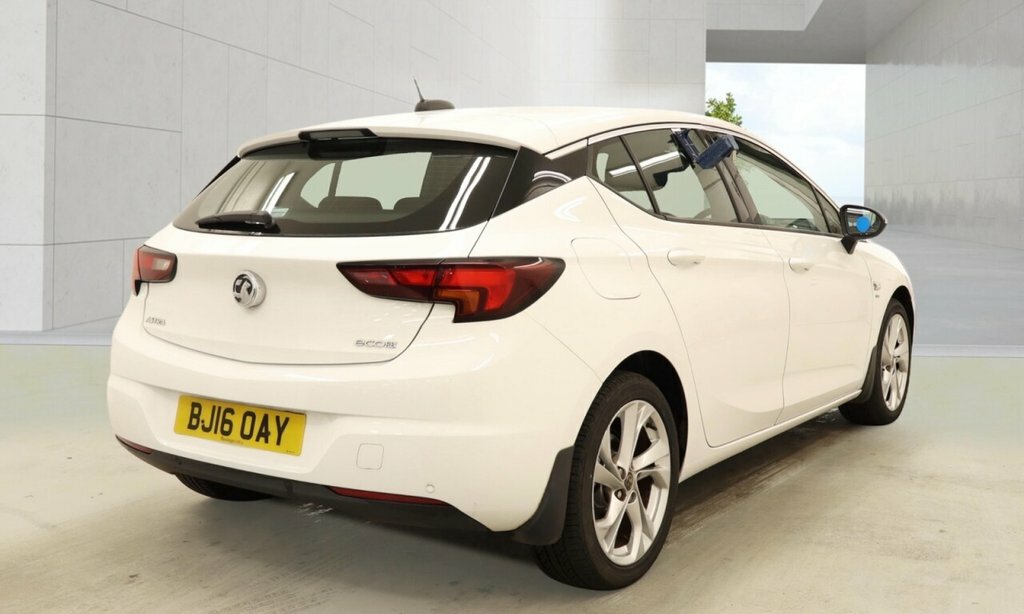 Vauxhall Astra 1L Sri BJ16OAY White #4
