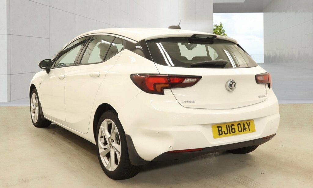 Vauxhall Astra 1L Sri BJ16OAY White #3
