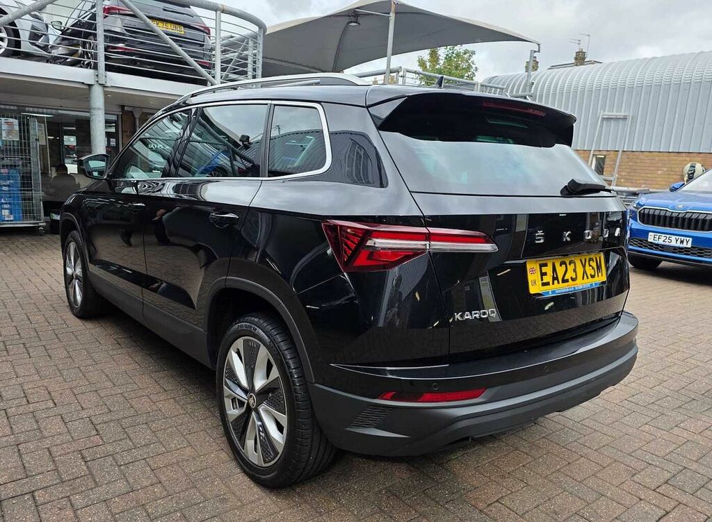 Skoda Karoq 1.5 Tsi Se L Dsg Black #3
