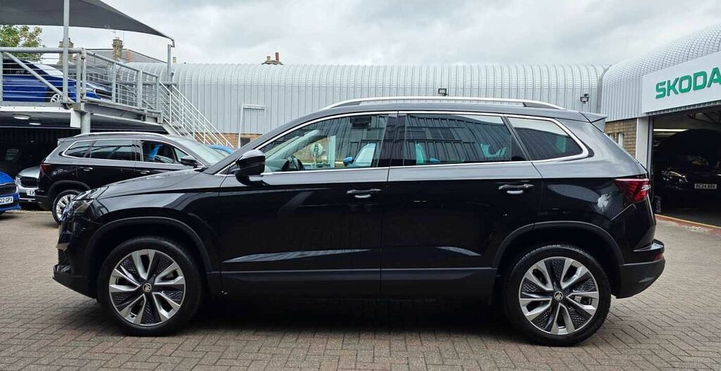 Skoda Karoq 1.5 Tsi Se L Dsg Black #4