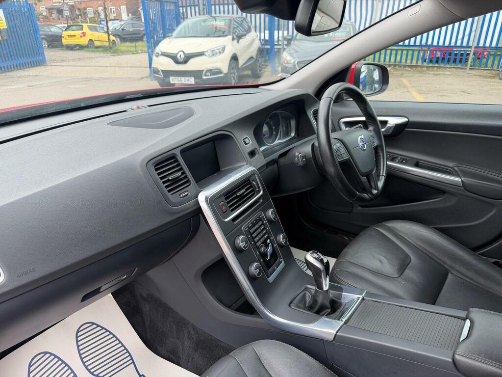 Volvo V60 D5 Twin Engine Se Silver #10