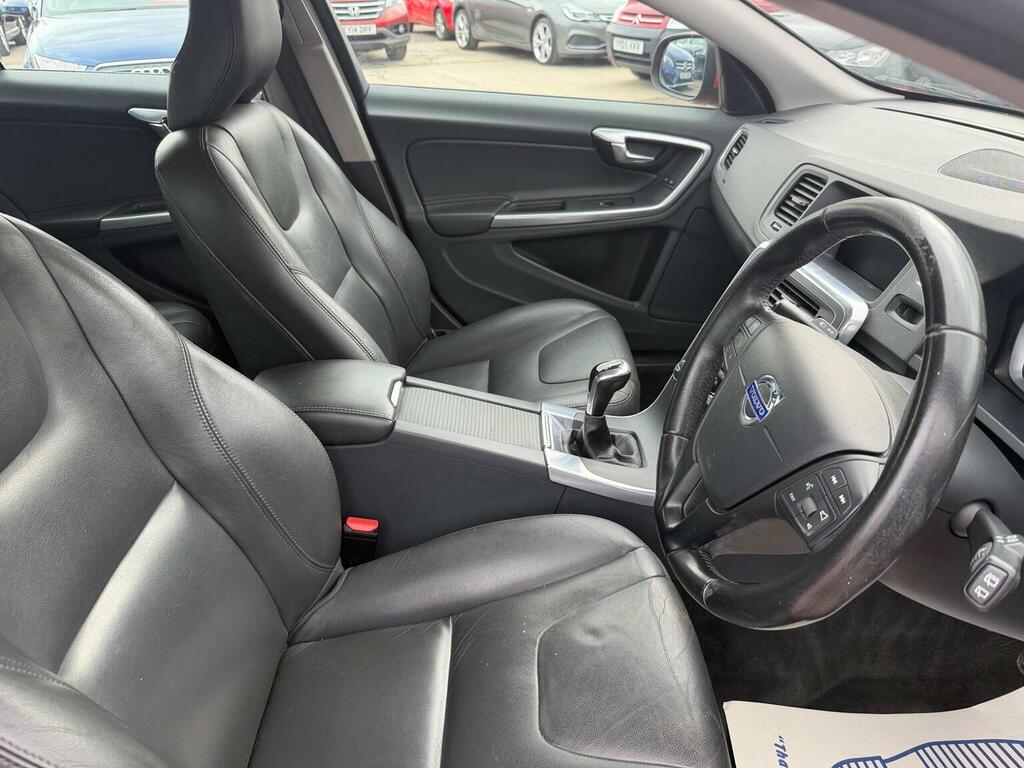 Volvo V60 D5 Twin Engine Se Silver #8