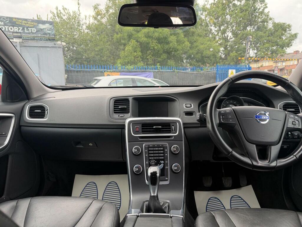 Volvo V60 D5 Twin Engine Se Silver #9