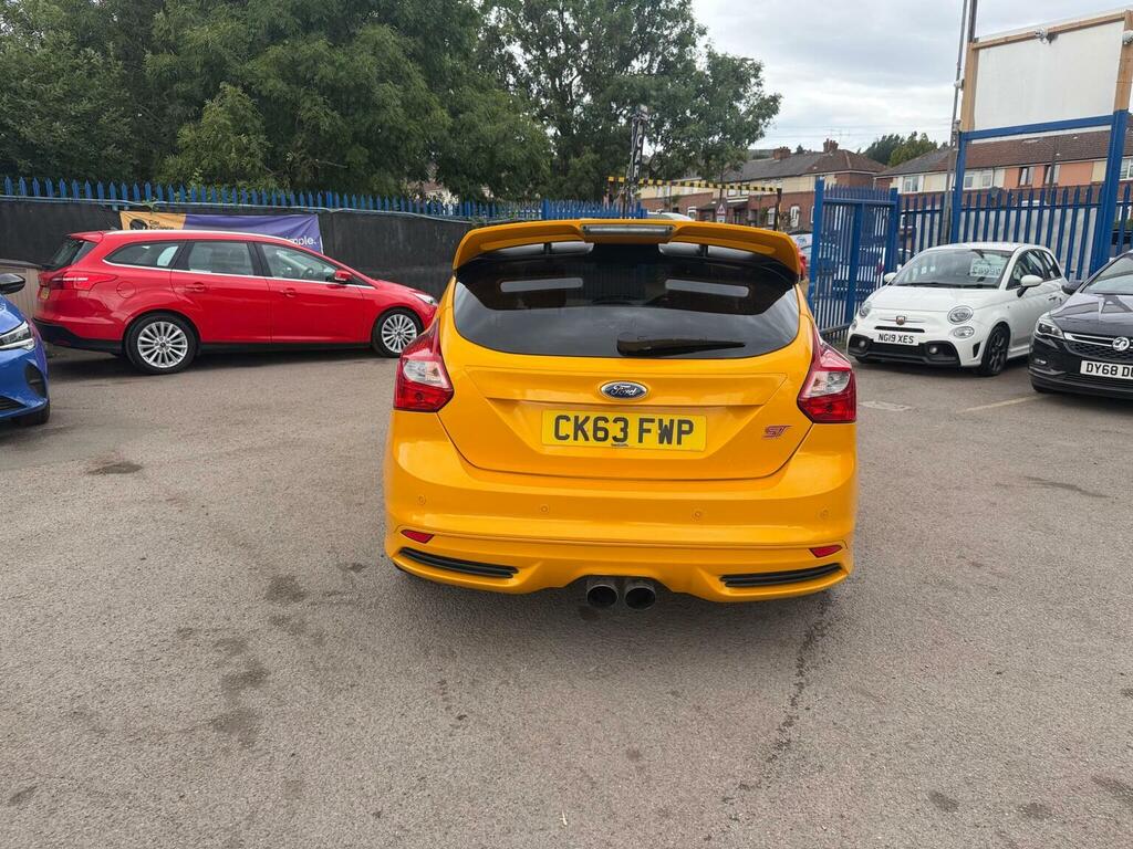 Ford Focus 1.0T Ecoboost Zetec Euro 5 Ss Black #4