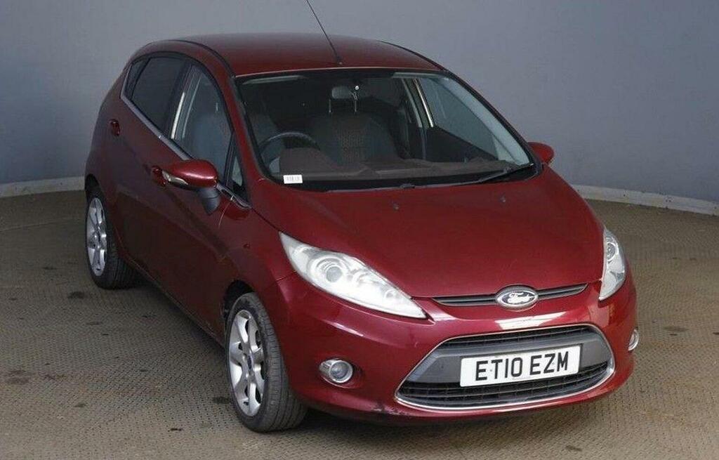 Ford Fiesta 1.25 Zetec Silver #1