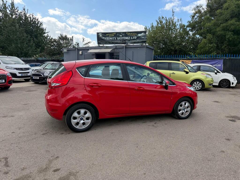 Ford Fiesta 1.6 Tdci Econetic Dpf Zetec Red #3