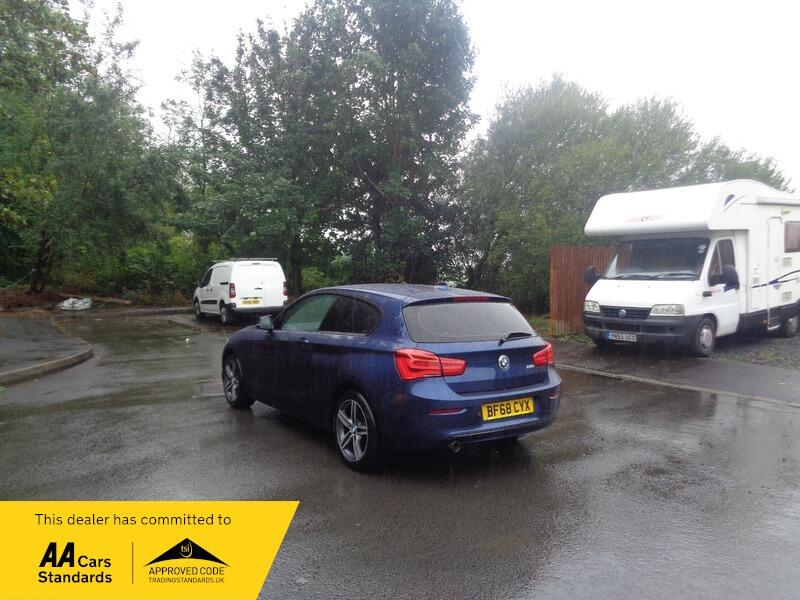 BMW 1 Series 118I Sport Blue