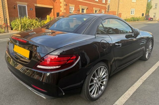 Mercedes-Benz SLC 2017 17 Black #10