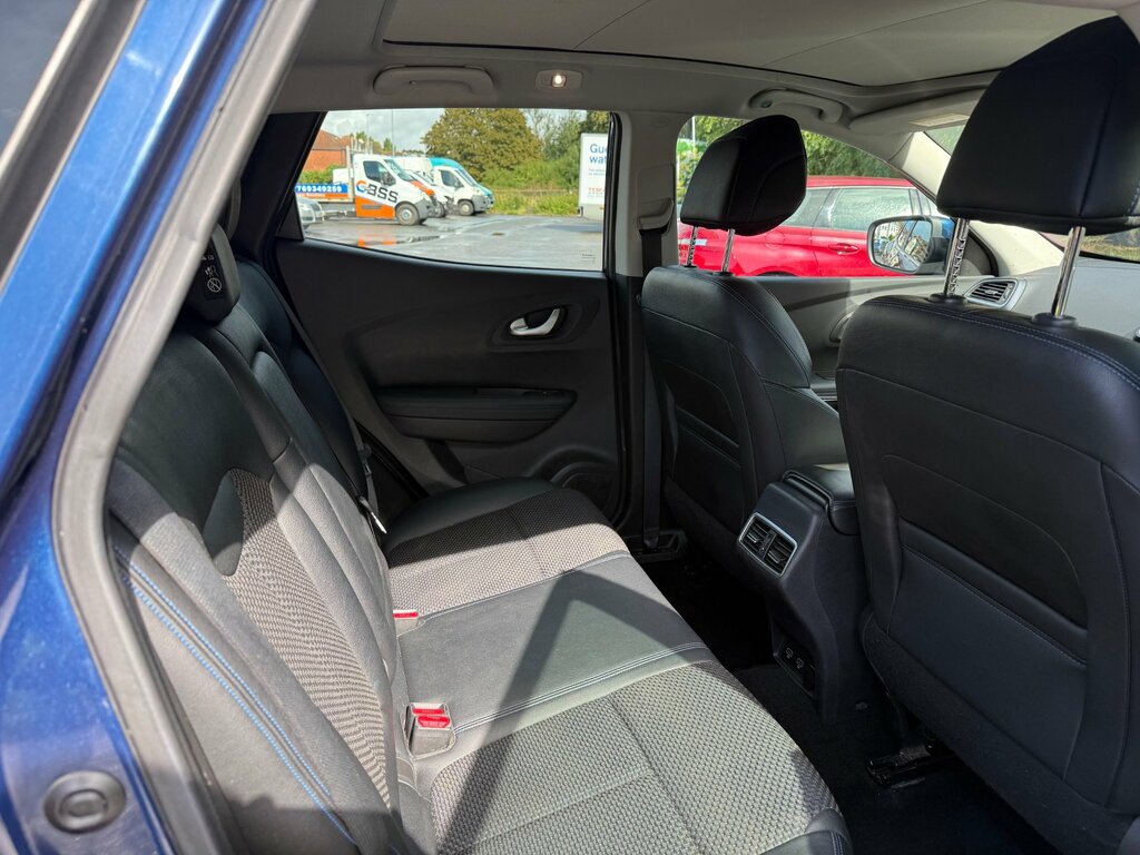 Renault Kadjar Renault Kadjar 1.3 Tce Iconic Black #37