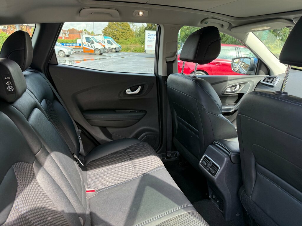 Renault Kadjar Renault Kadjar 1.3 Tce Iconic Black #36